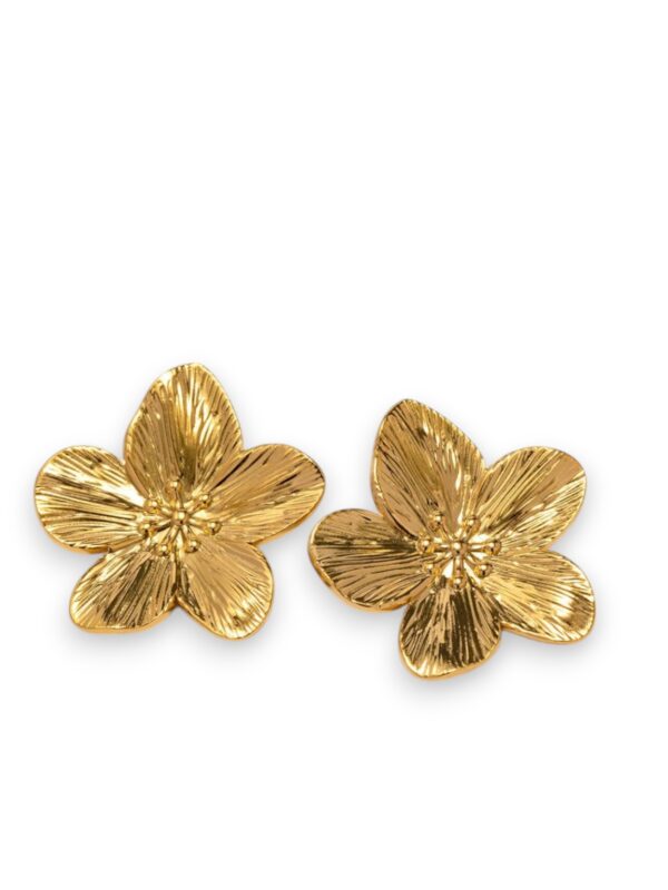 Stainless steel flower trend stud earring