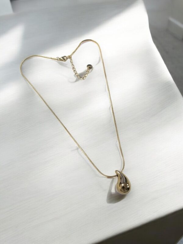 Titanium steel water drop minimalist link necklace - Image 2